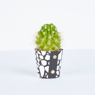 Cobbles Design Plant Pot Cover
